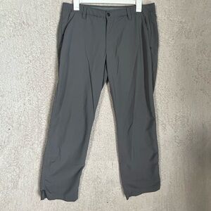 Under Armour Golf Pants Mens 38x30 Gray  Gripper Waist Nylon Stretch Lightweight